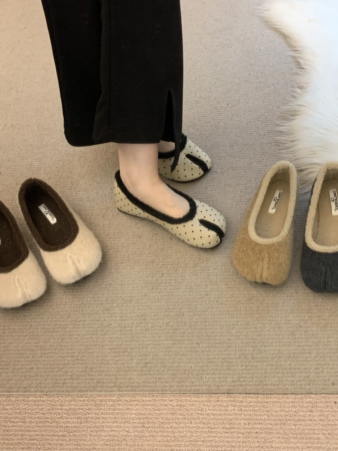 复古一脚蹬平底毛毛鞋女