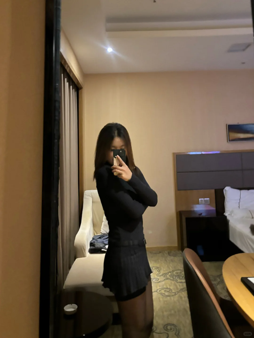 这个裙子好好看😻 很显身材 就是有点短