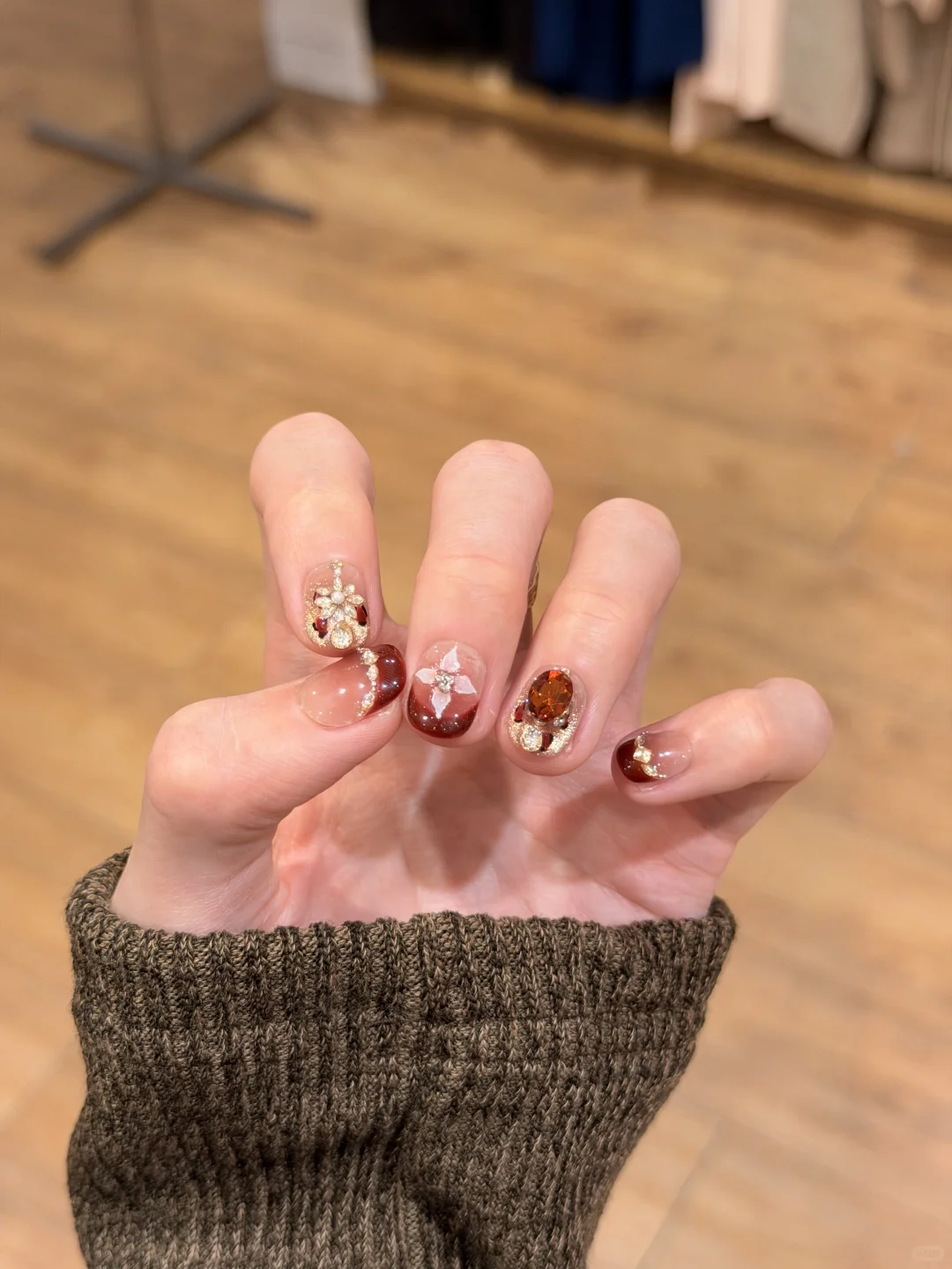 盛开红色玫瑰🌹精致女人味短甲