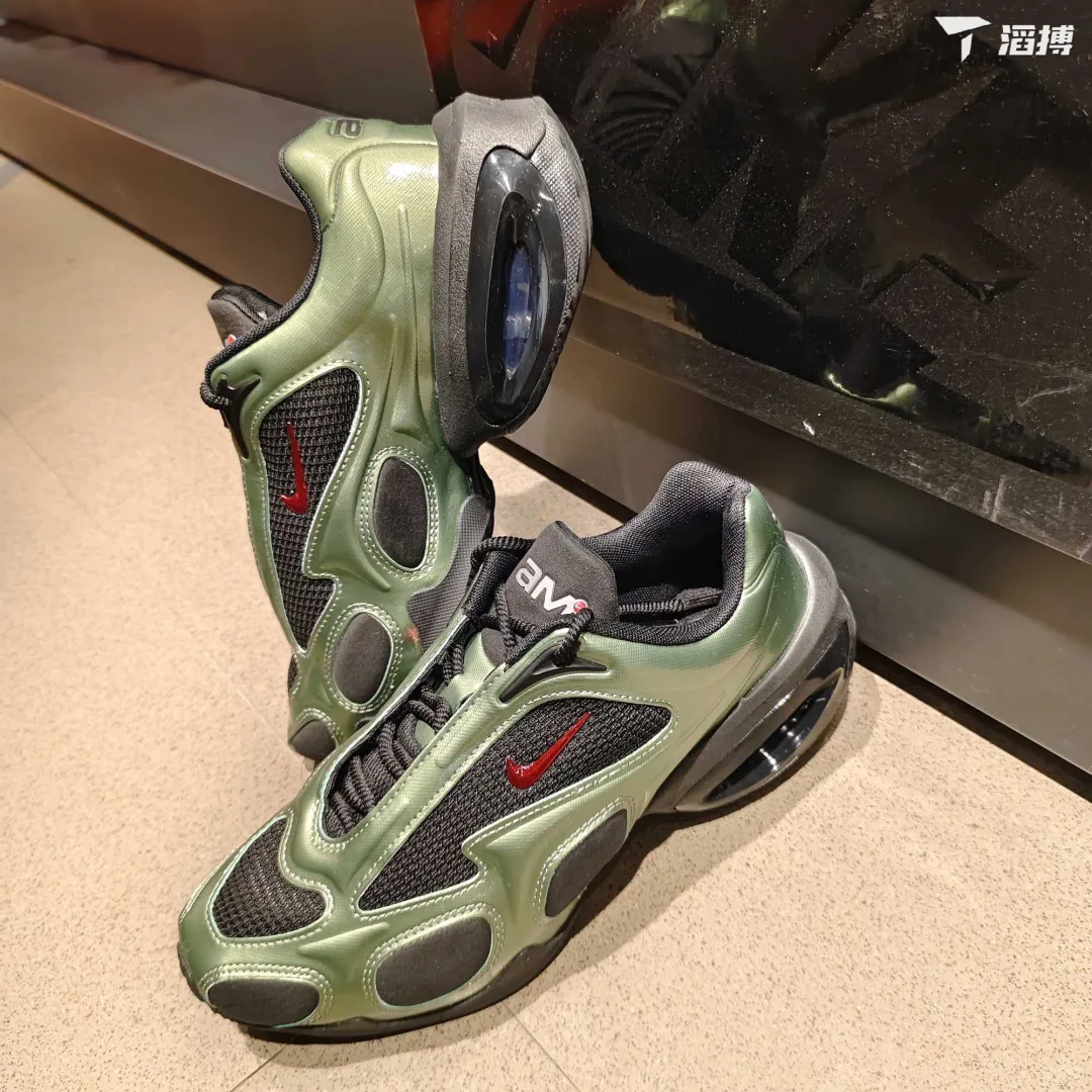 耐克女款运动鞋、复古风潮来袭！