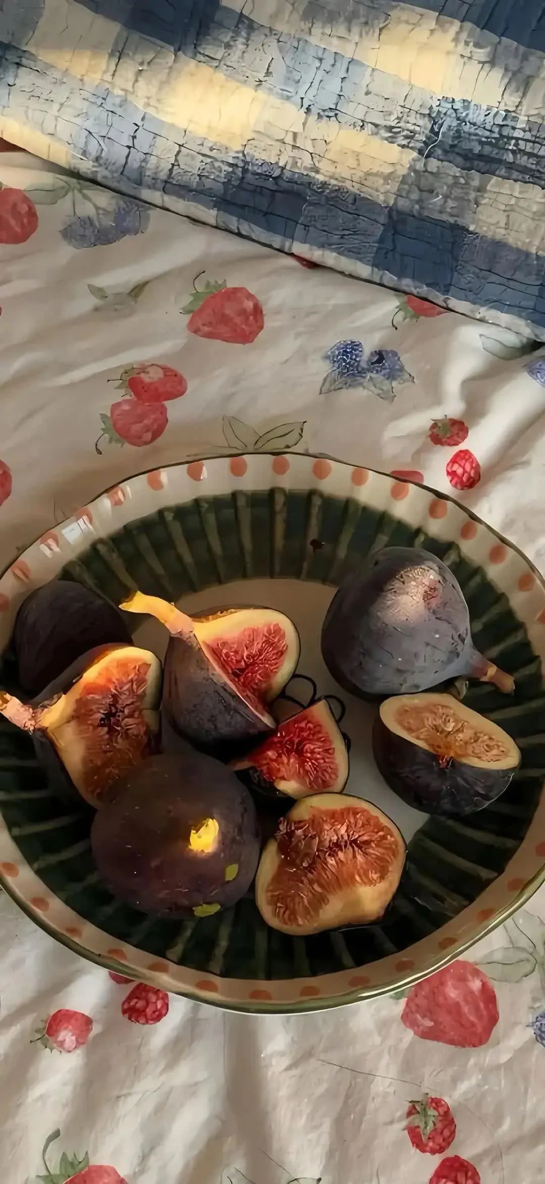 𝙎𝙝𝙖𝙧𝙚超清好看ins全屏壁纸