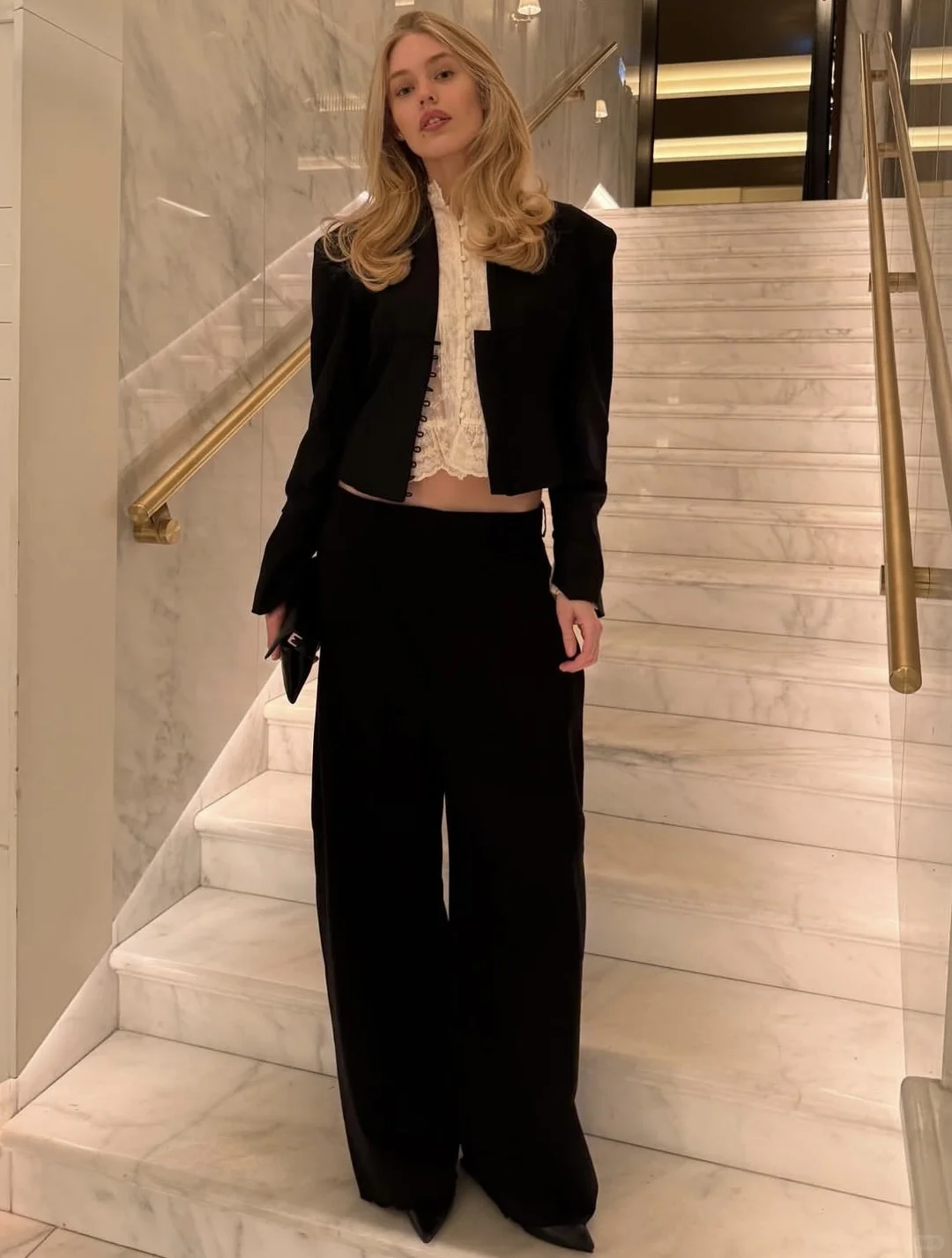 女明星们爱穿好物之衬衫篇，学院风与老钱风