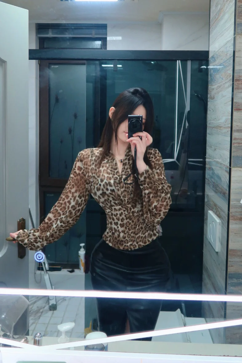 豹纹皮裙真的好性感
