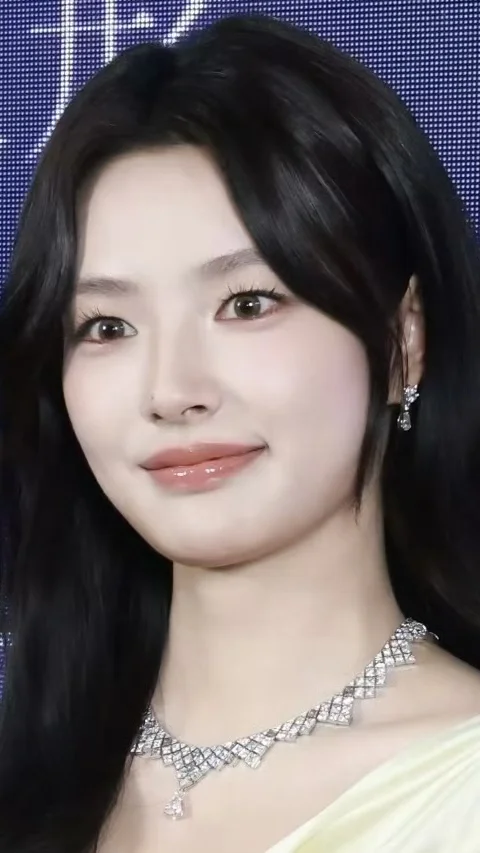 徐若晗 淡颜系韩系女主既视感 美的