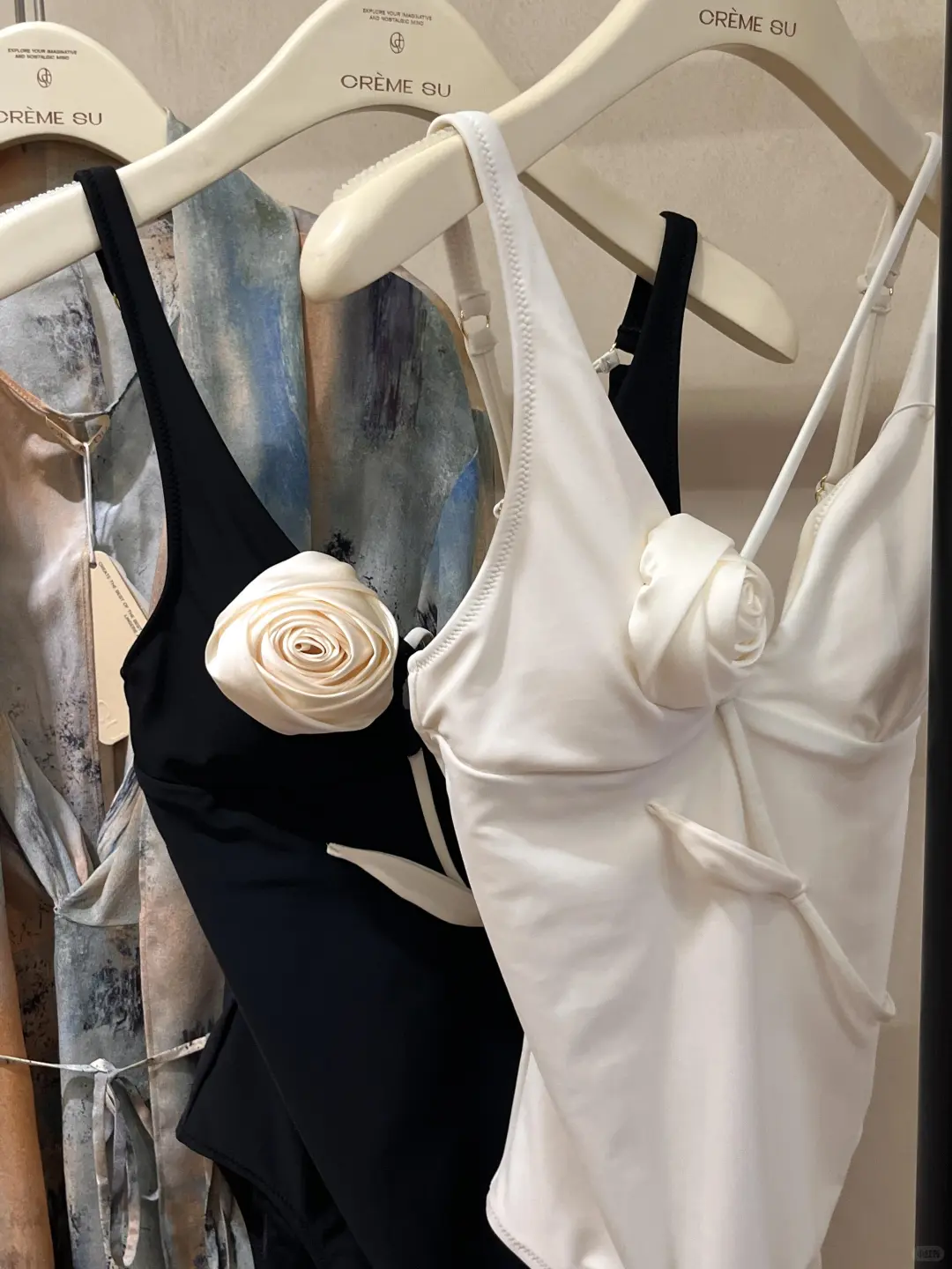 弗勒系列 | 黑色泳衣真的太显身材了！！！