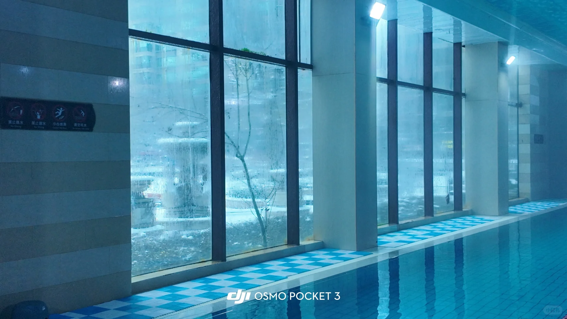 太原｜雪天游泳女教练