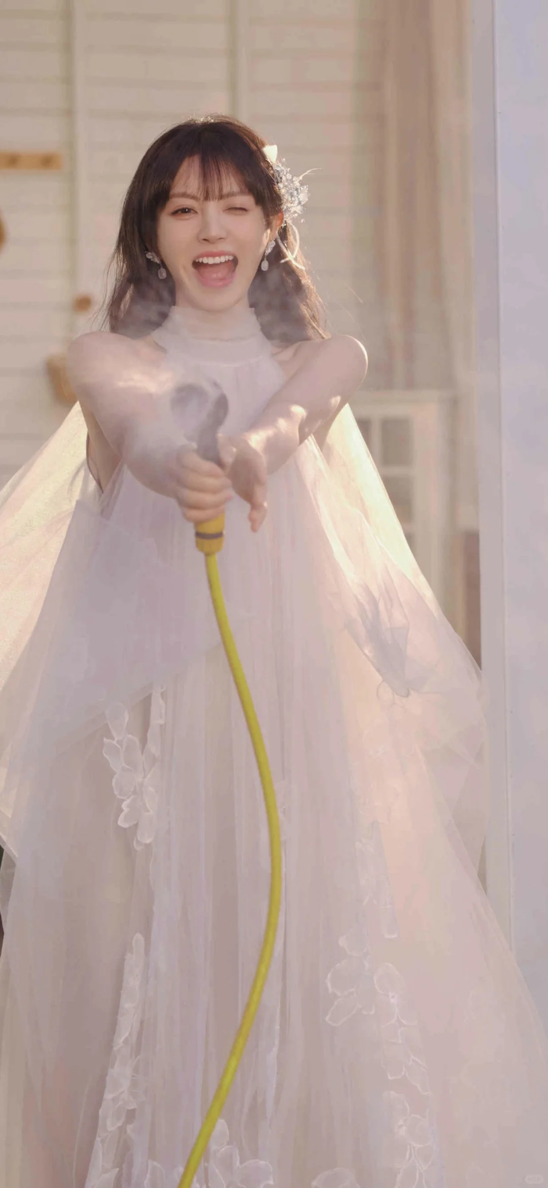 田曦薇壁纸！被这组婚纱照写真美哭了！