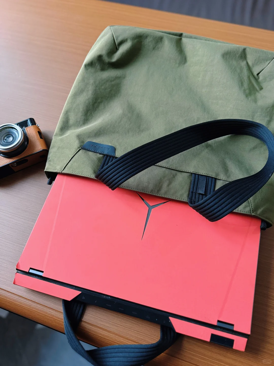 今日人设｜有野心又迷人的女Boss