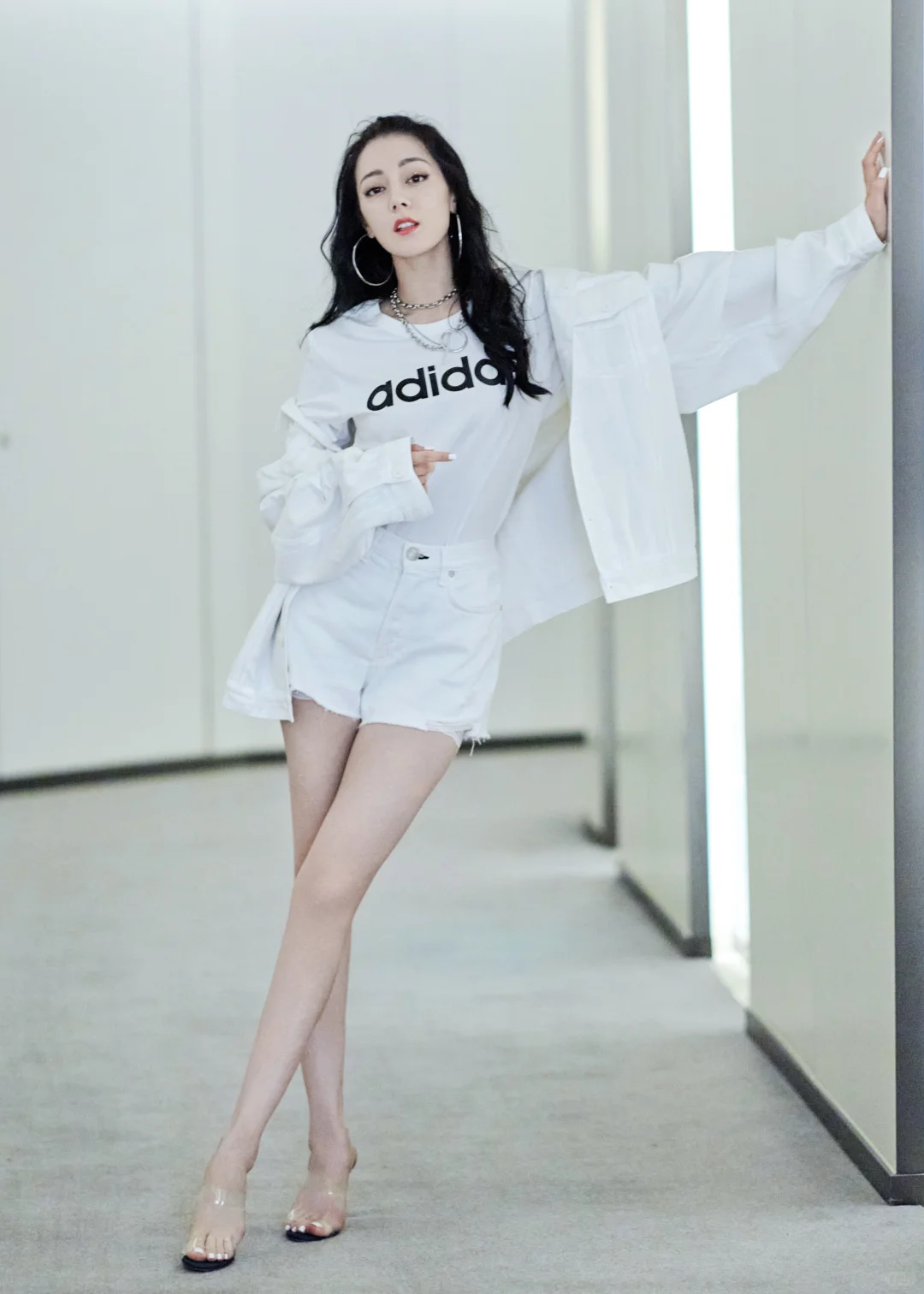 这是谁的美腿呀