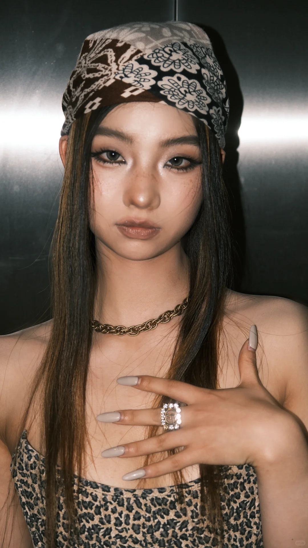 带着头巾的复古潮女感！🧡