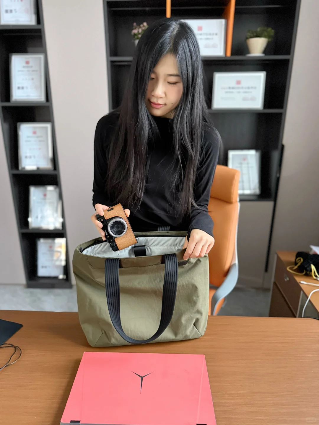 今日人设｜有野心又迷人的女Boss