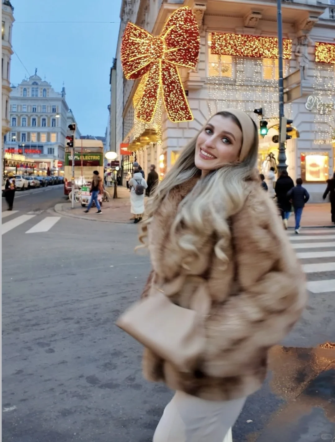 ✨圣诞写真|又来给白女拍氛围美照啦～