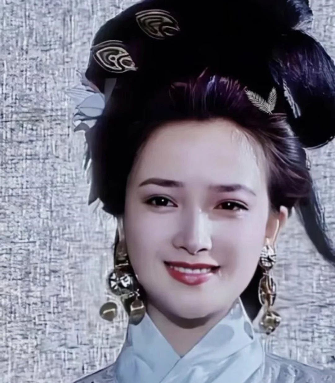 何晴是唯一演遍“四大名著”的女演员～