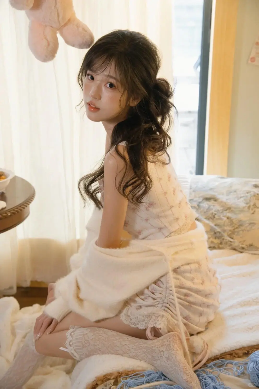 慵懒居家少女写真 | 午后阳光☀️