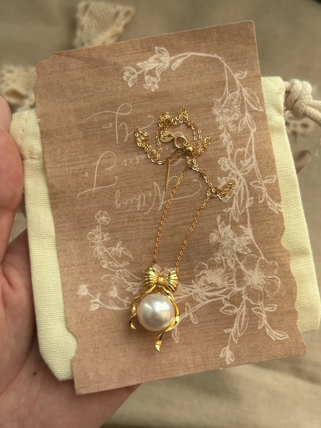 戴上的瞬间整个人都有发光🤍啊啊啊啊～