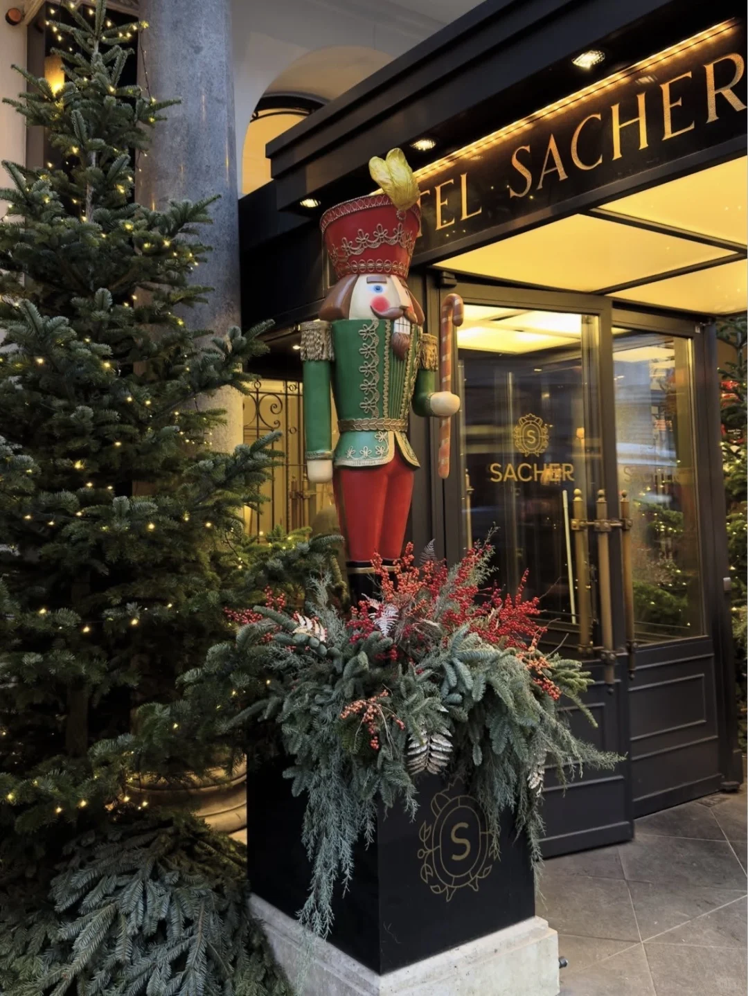 ✨圣诞写真|又来给白女拍氛围美照啦～