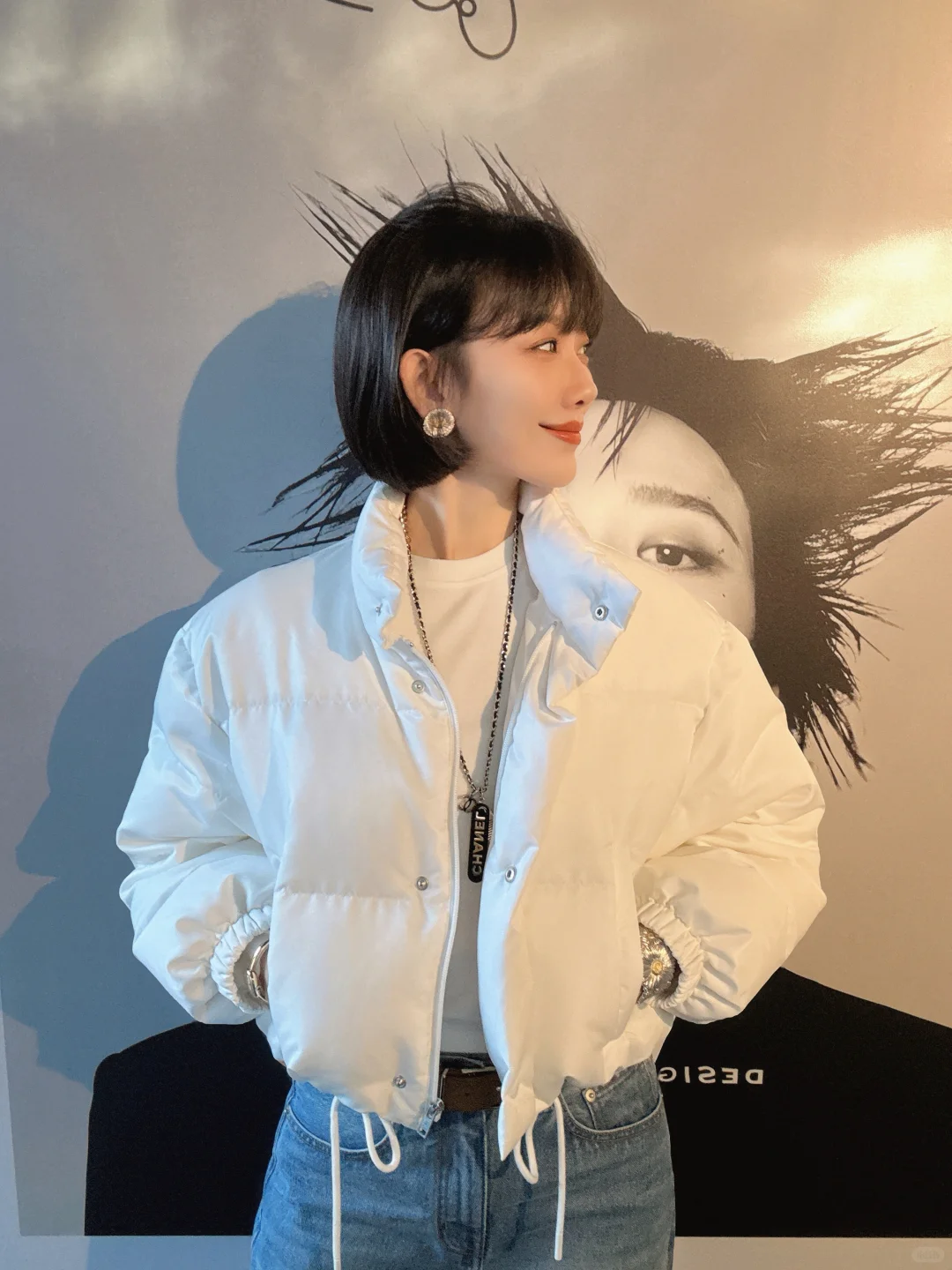 尽量把自己养到不化妆还有光泽感 体态匀称