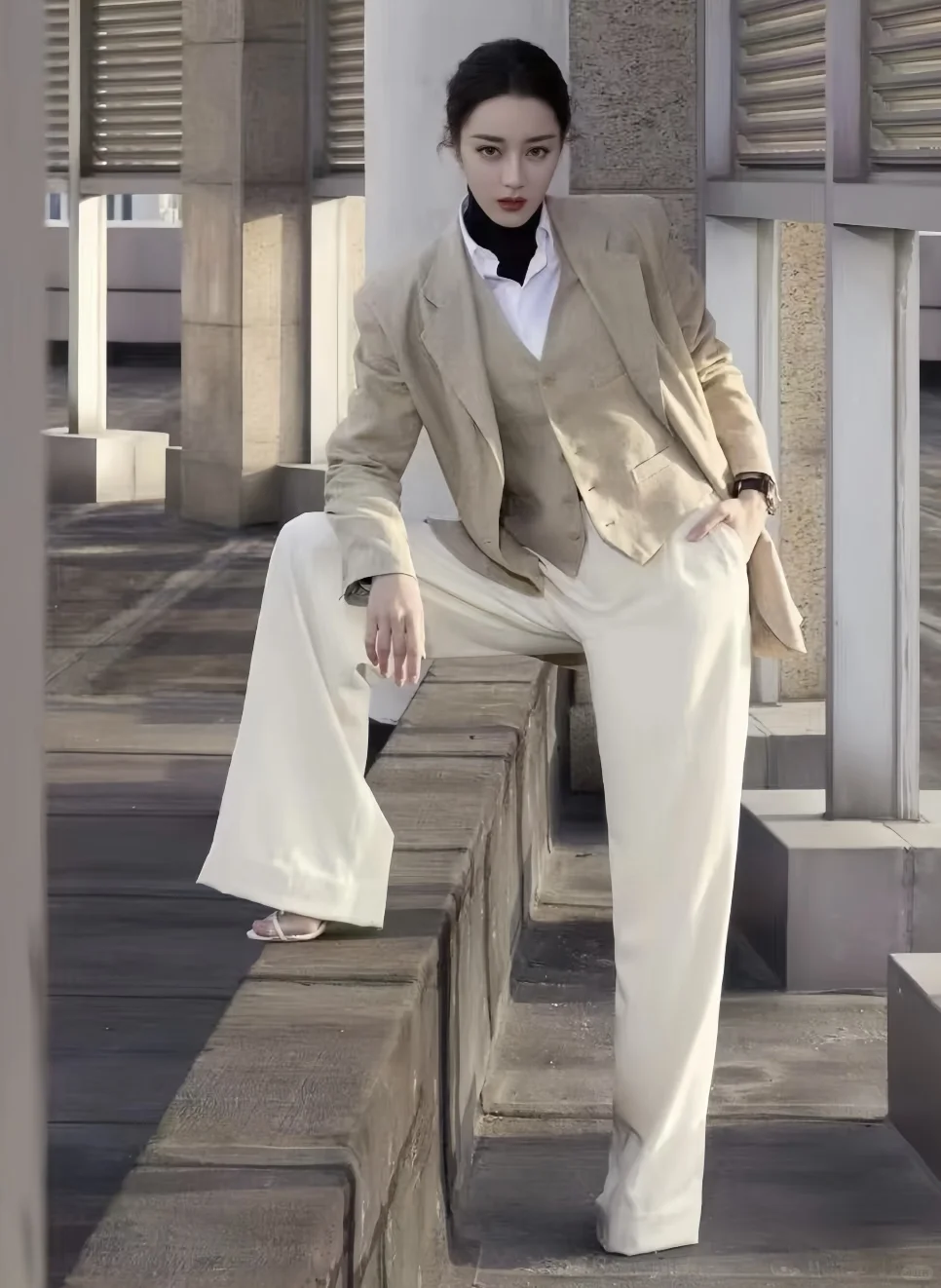 女明星们爱穿好物之衬衫篇，学院风与老钱风