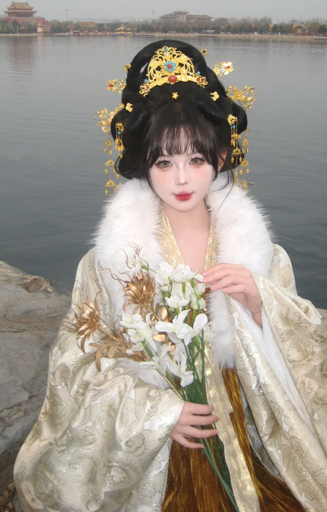 谁懂啊❗️在开封大明贵女妆造9️⃣9️⃣拿下！