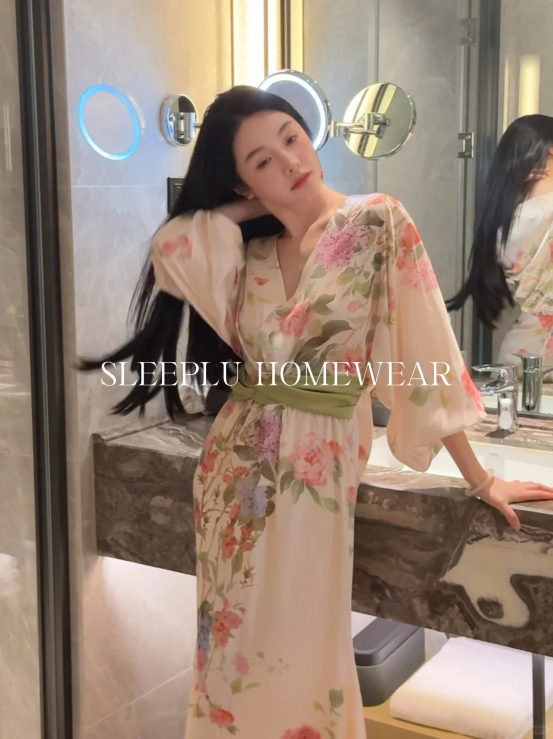 绝美复古睡袍👘✨上身质感好绝啊啊啊！