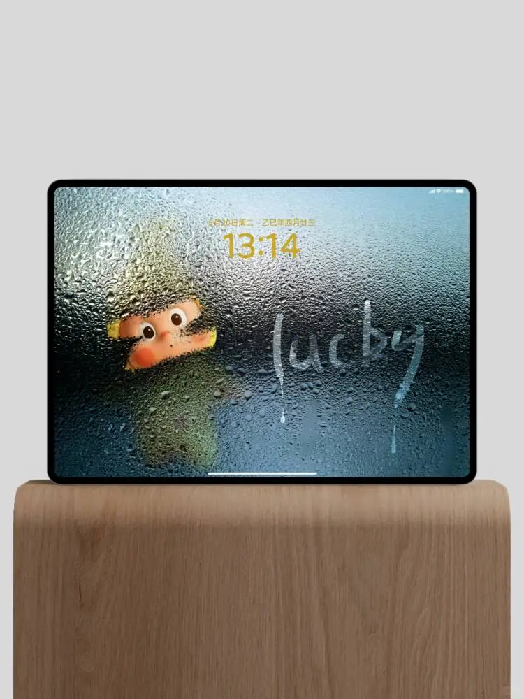 呆头呆脑星星人｜平板壁纸