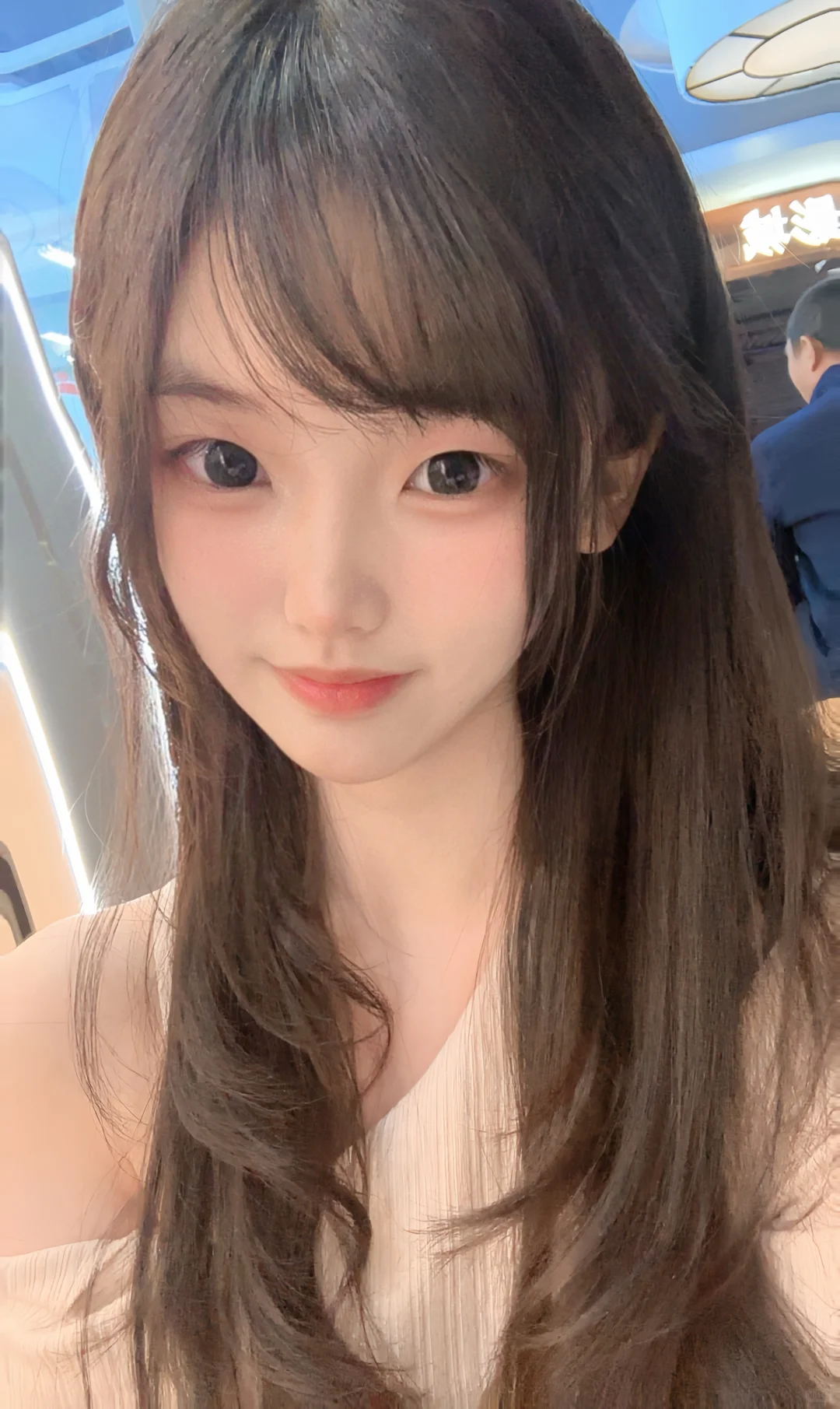 辽宁神颜美术生，运动会无数人围观，太太美了