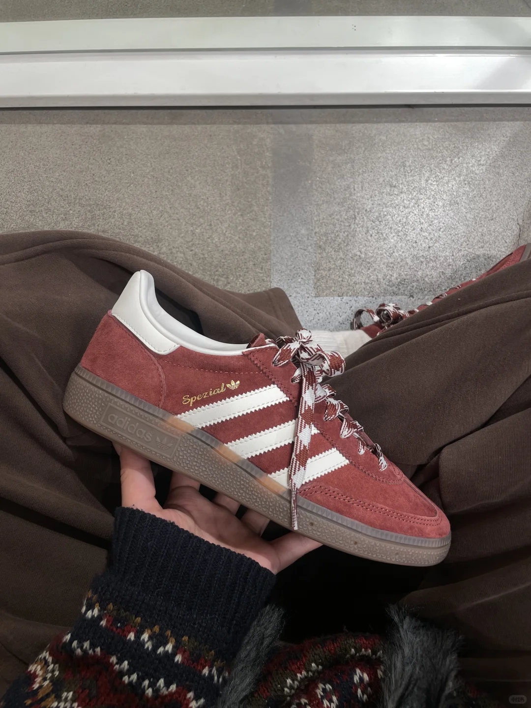 沃趣…圣诞节🎄和这两双复古Spezial有多配！