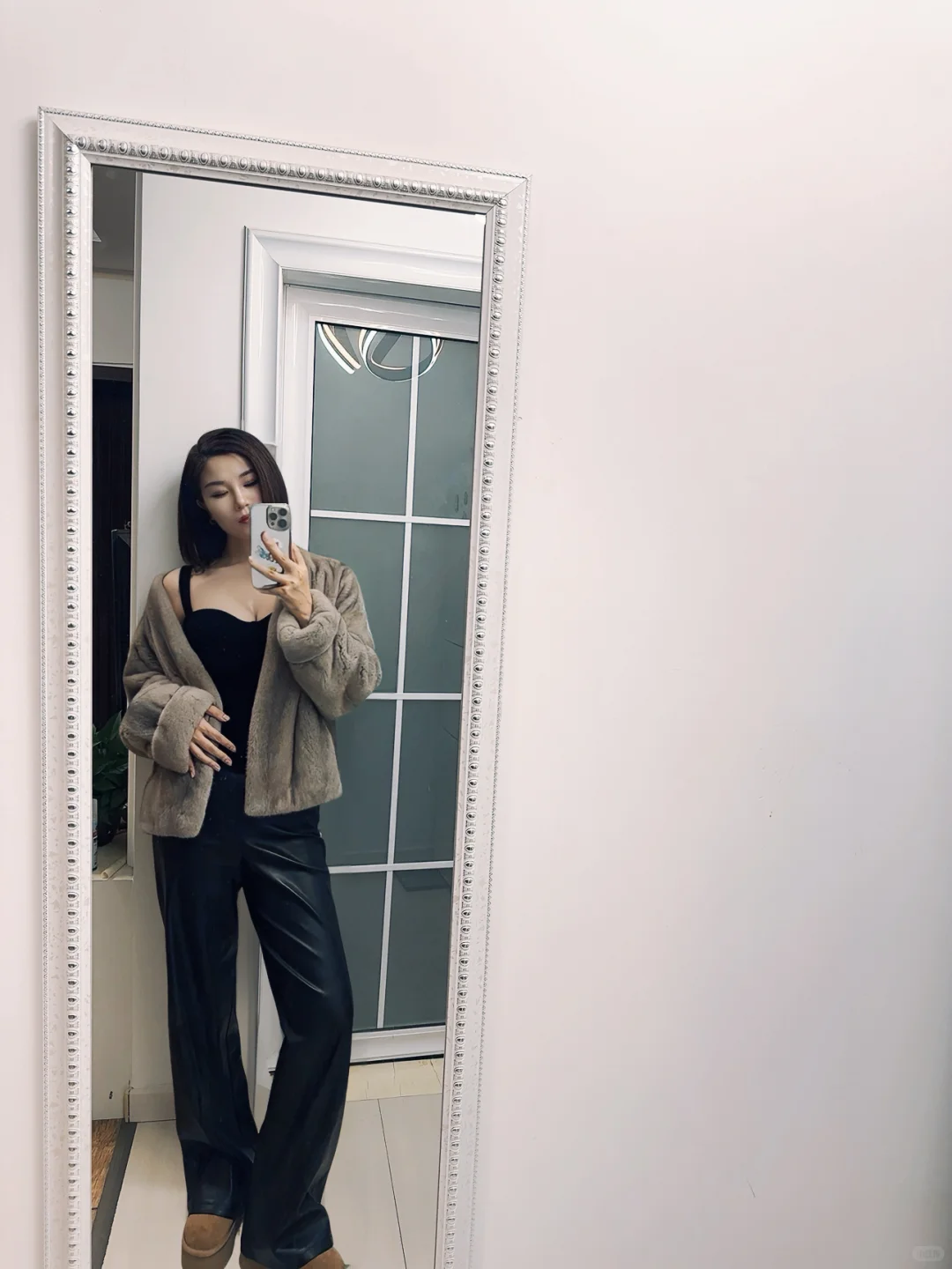 是我的矛盾特殊性 同时买了鱼骨吊带和貂皮