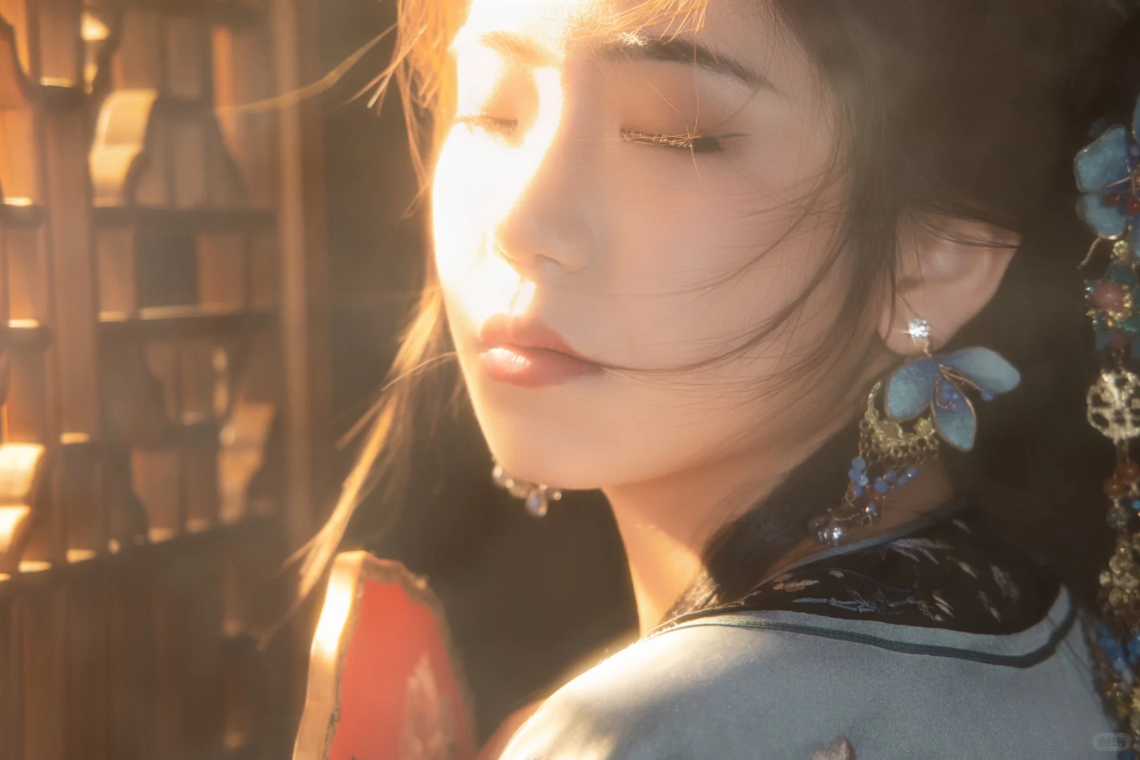 清汉女｜“笼中鸟，池中鱼，院中人”