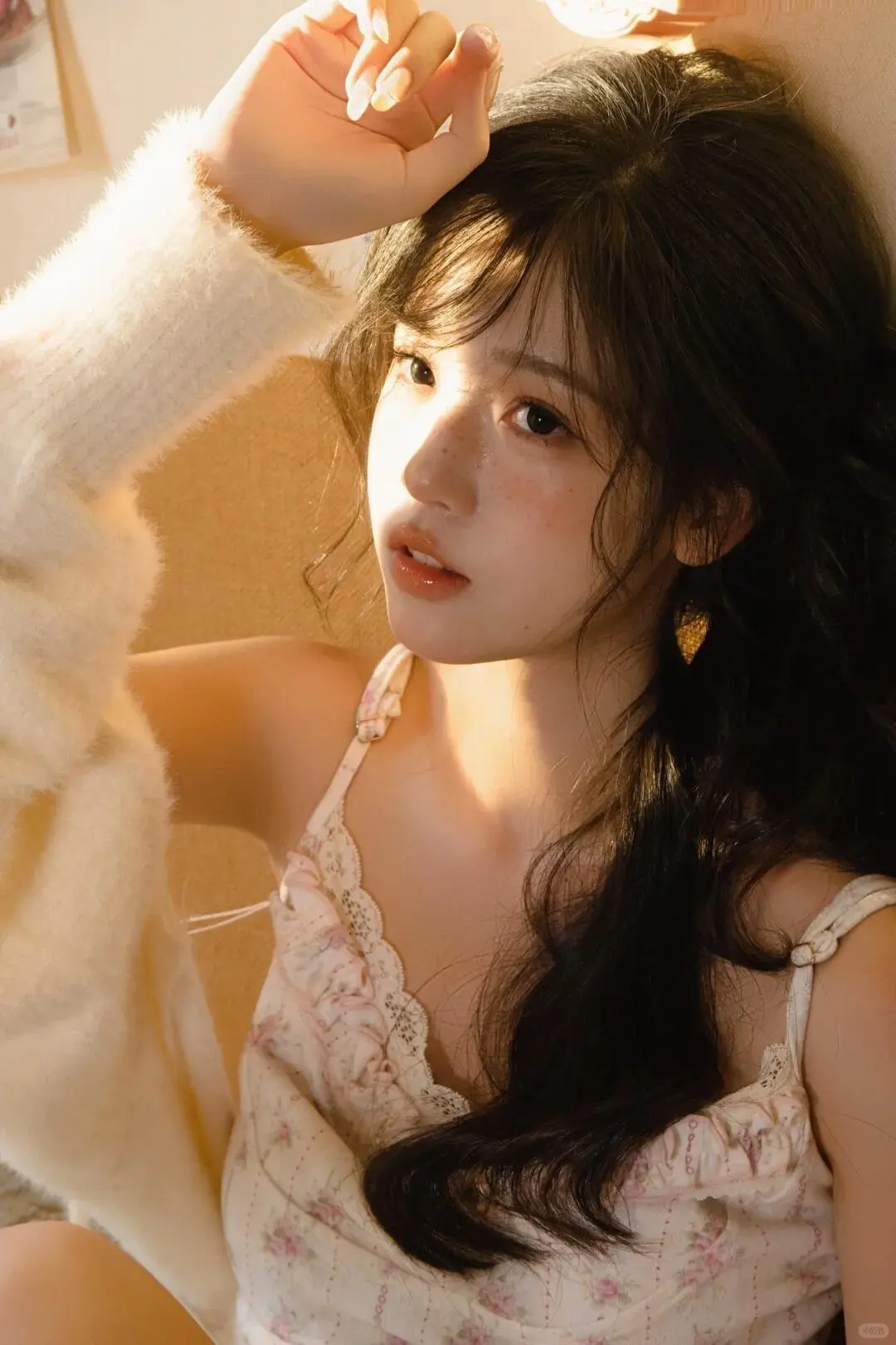 慵懒居家少女写真 | 午后阳光☀️