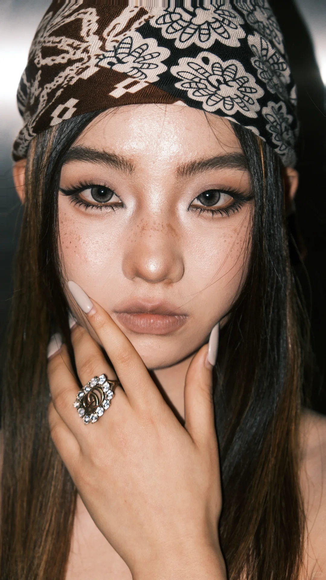 带着头巾的复古潮女感！🧡