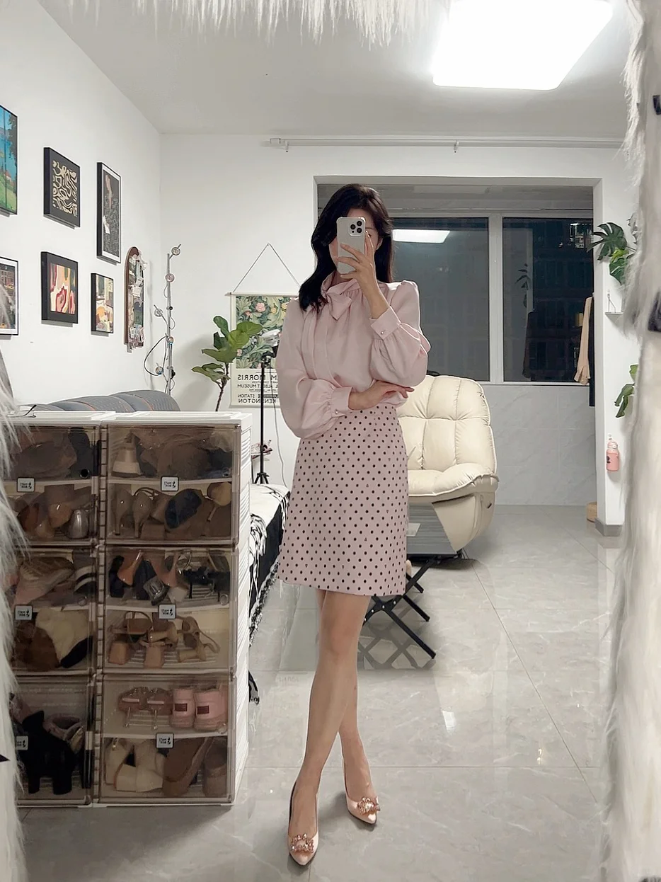 这一套太粉嫩了