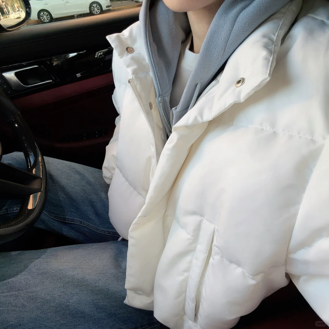 尽量把自己养到不化妆还有光泽感 体态匀称