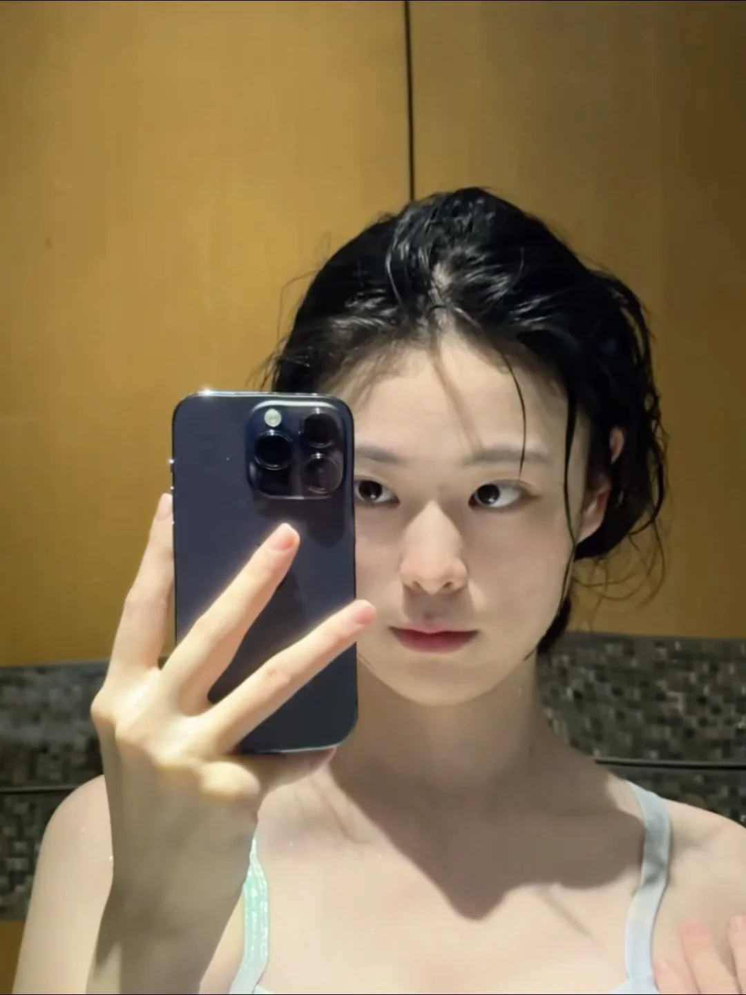 游一个小时 被要了五次V