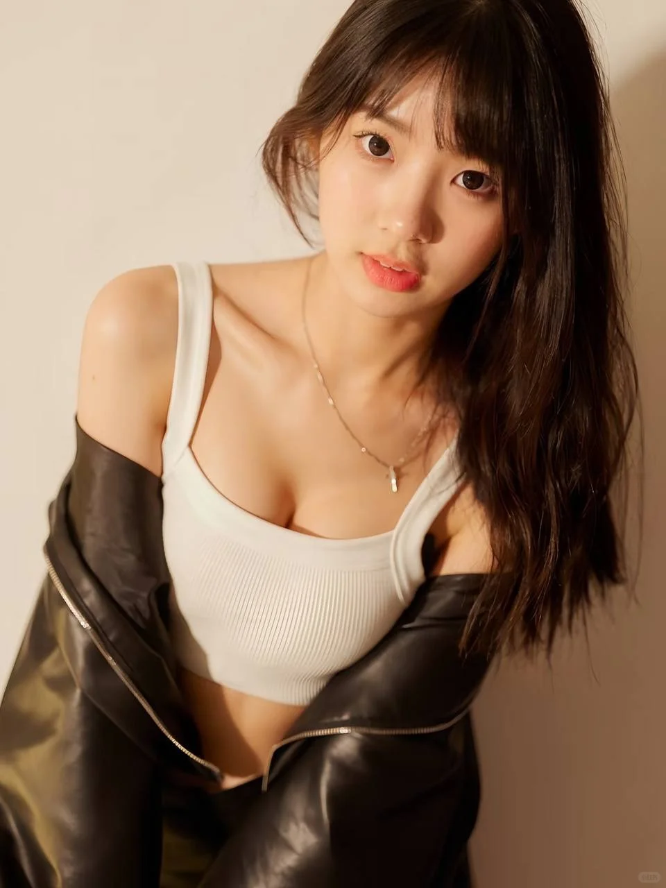 还有人不会生成这么自然的“纯欲风”写真吗