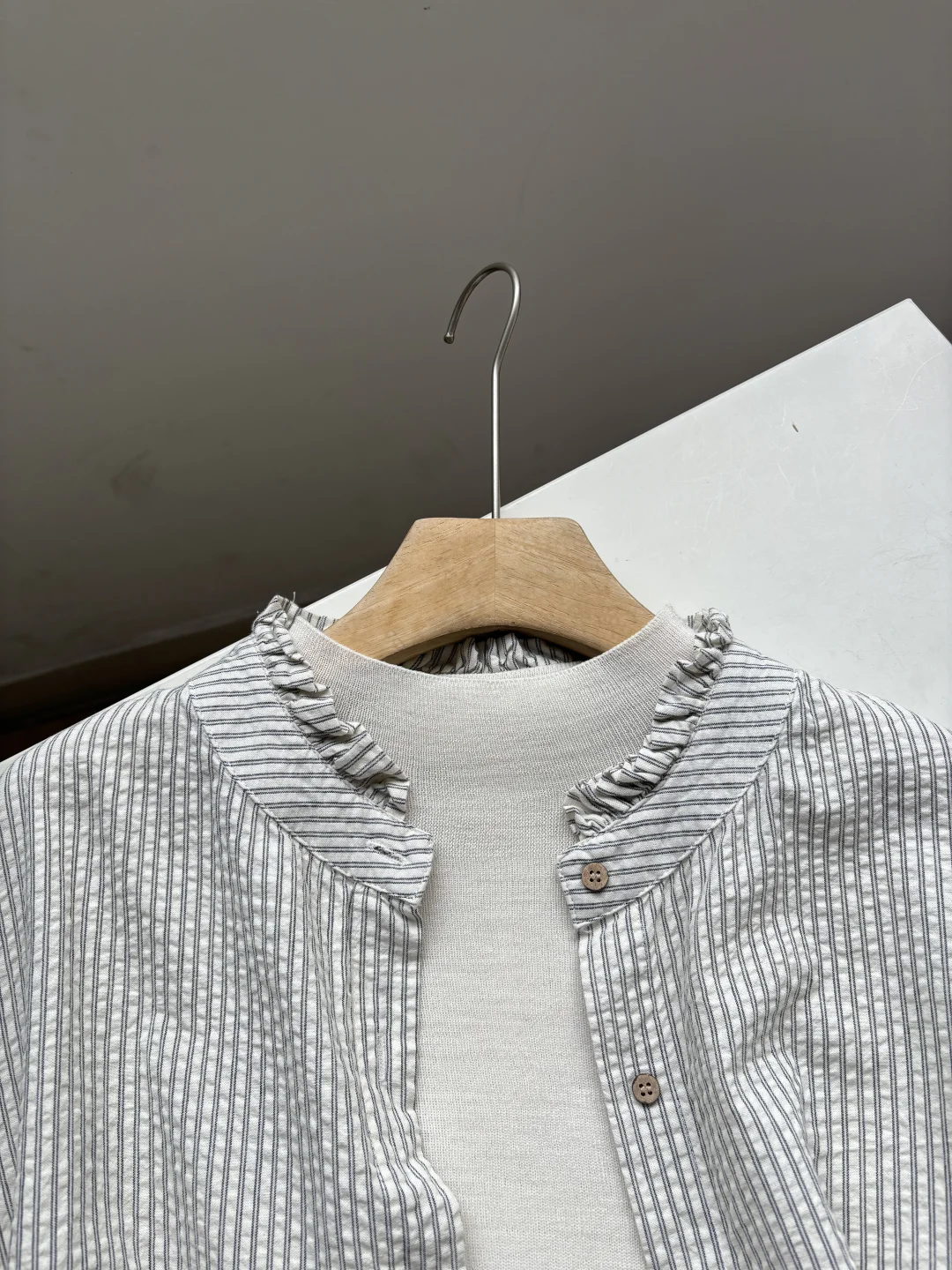 捡漏！日系复古花边圆领 开衩慵懒条纹衬衫