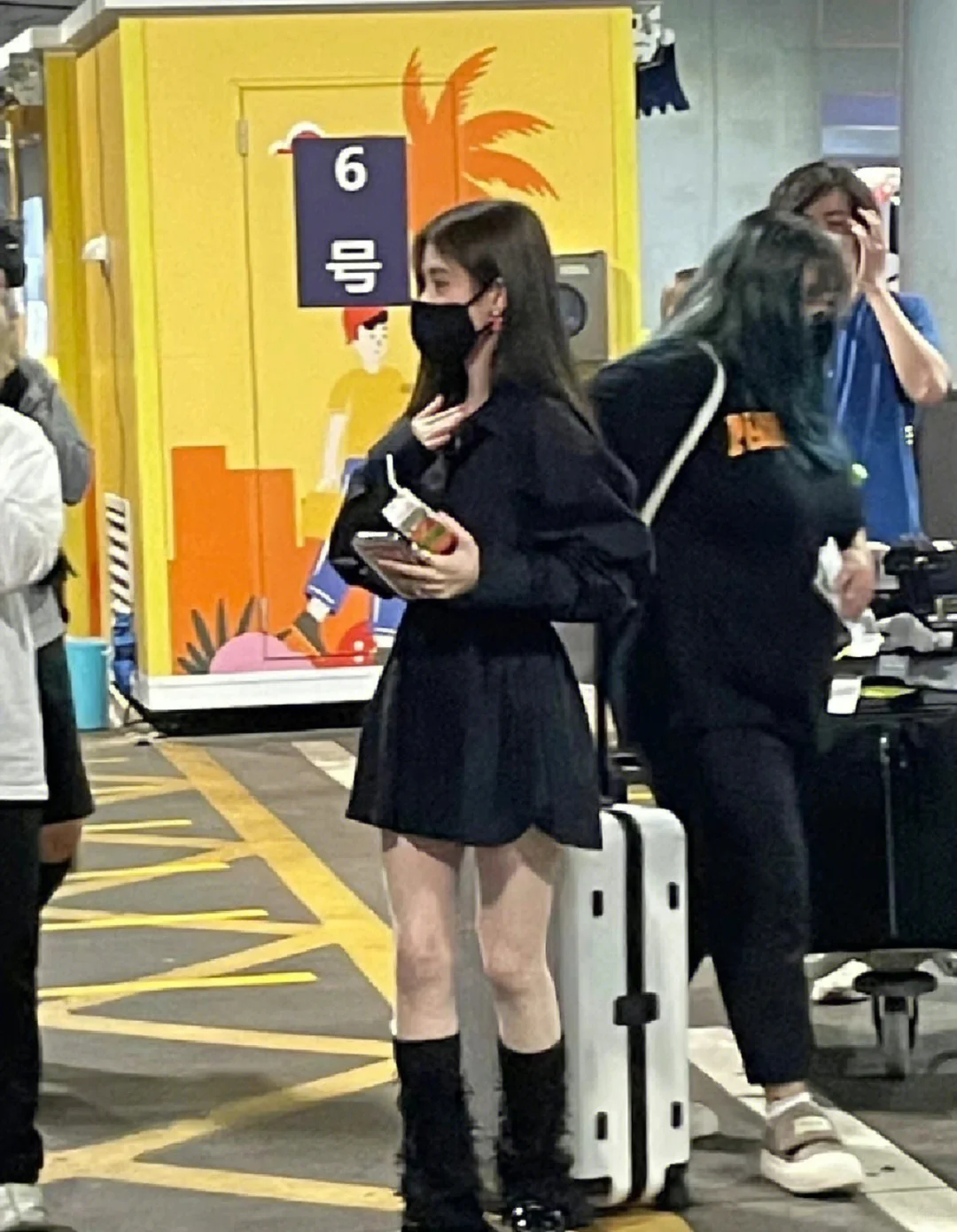 终于明白女孩子身上的氛围感怎么来的