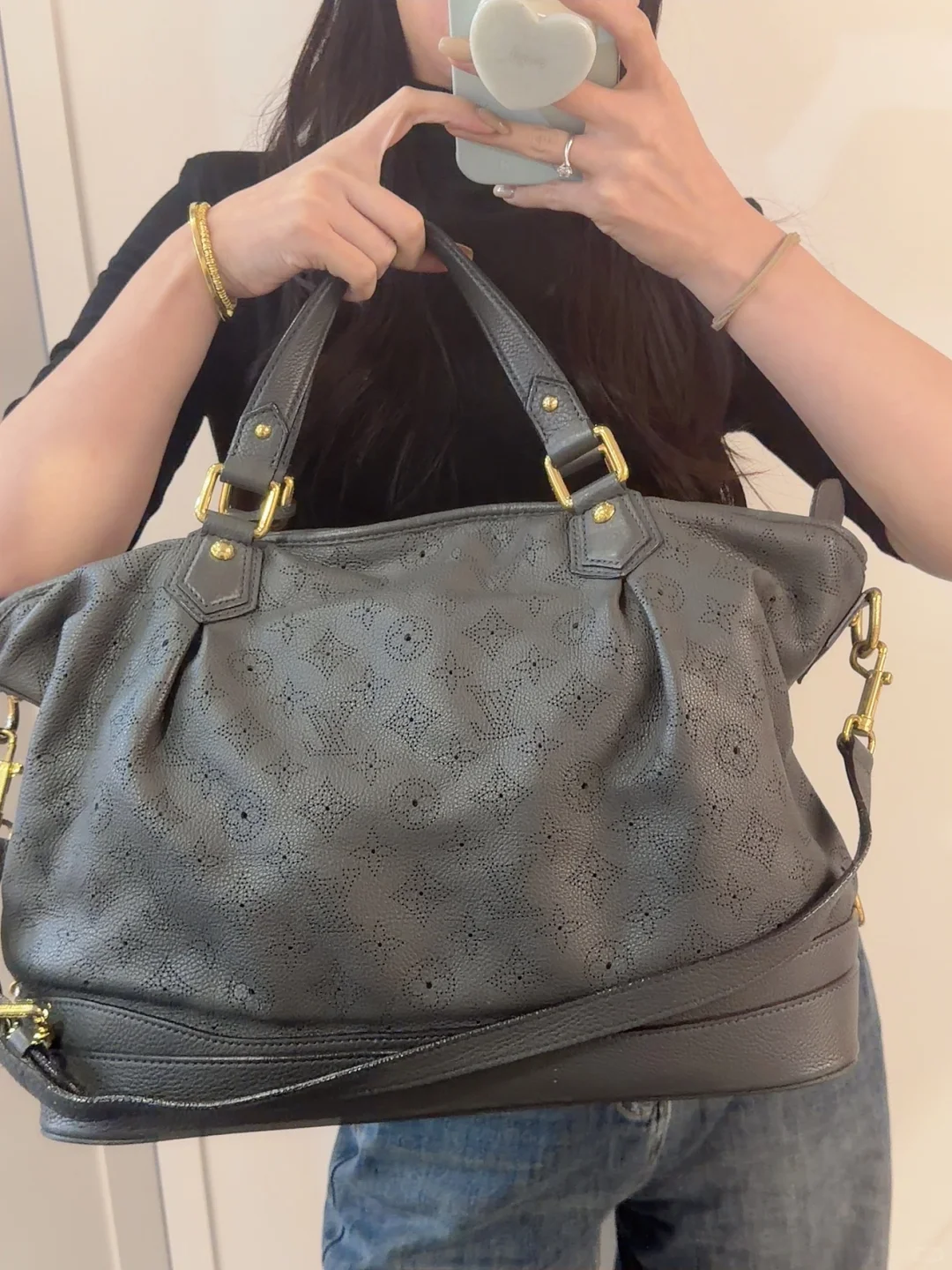 LV月光女神大tote🖤经典永不过时～微微亮光