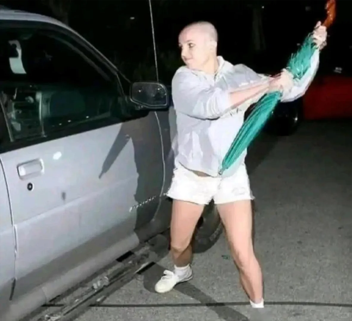 布兰妮是不是自然女？