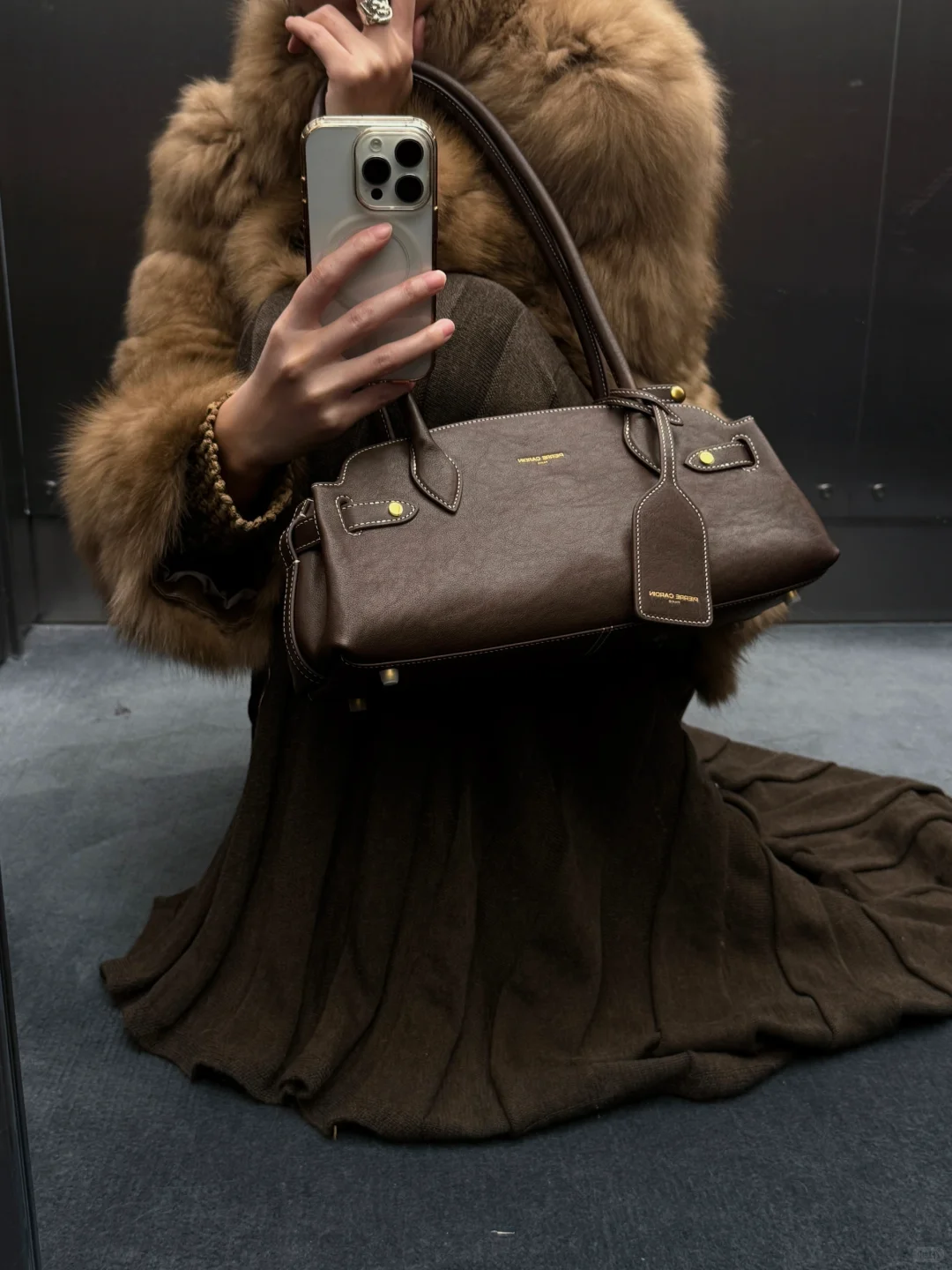 经济上行美学里的摩登女⏳♠️🟤