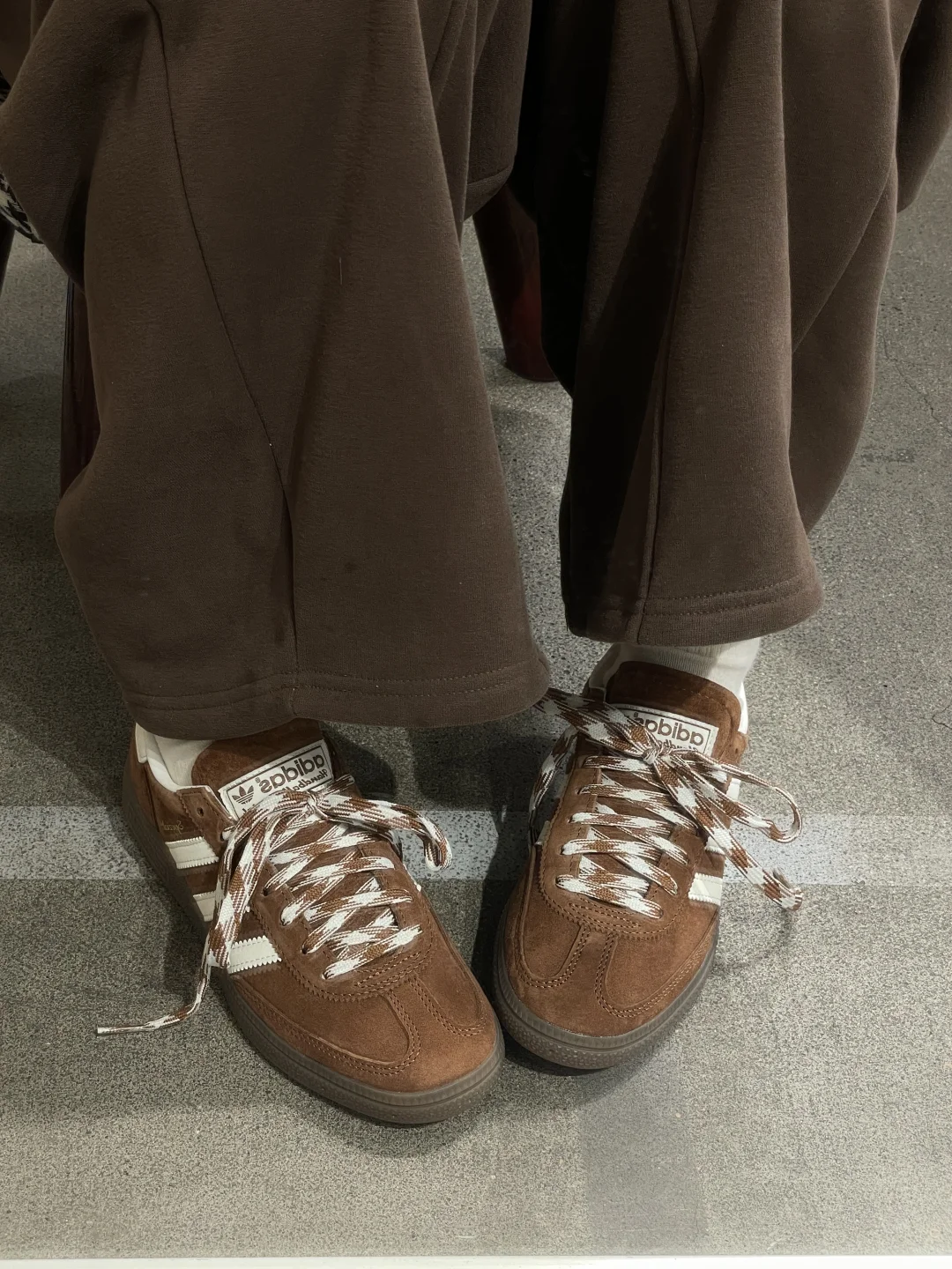 沃趣…圣诞节🎄和这两双复古Spezial有多配！