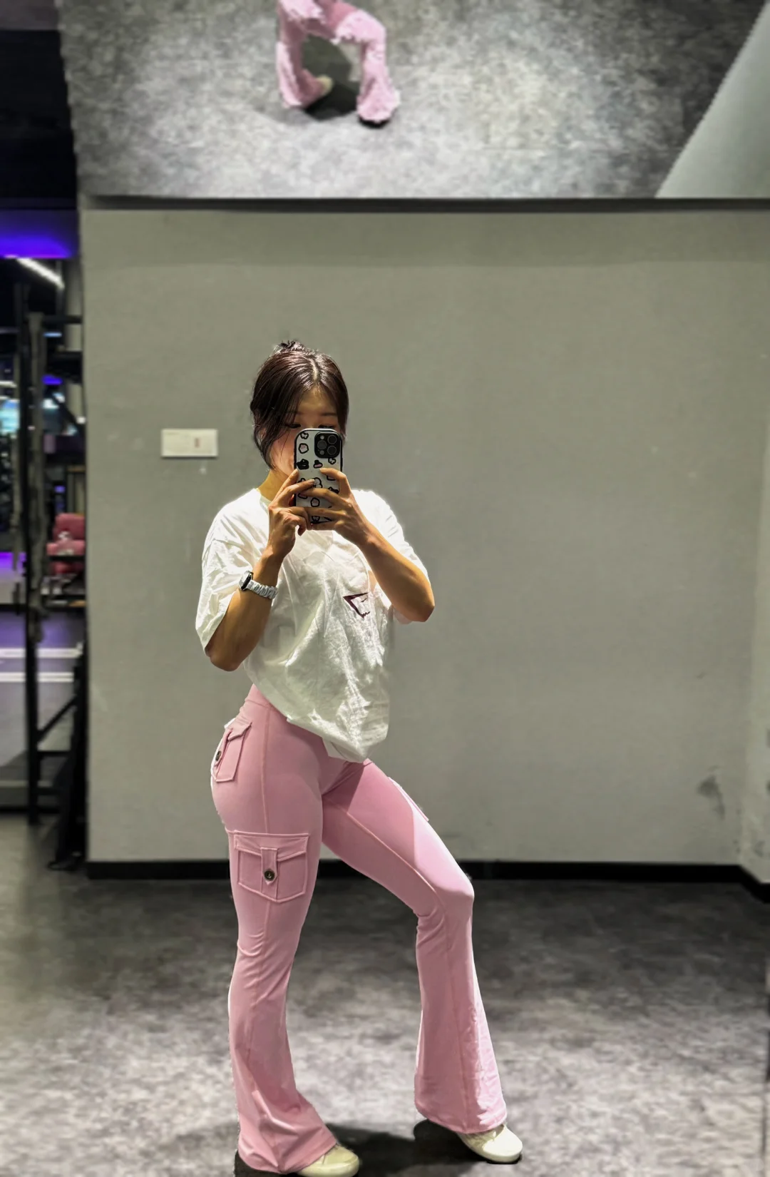 穿的越粉，练的越狠？🩷