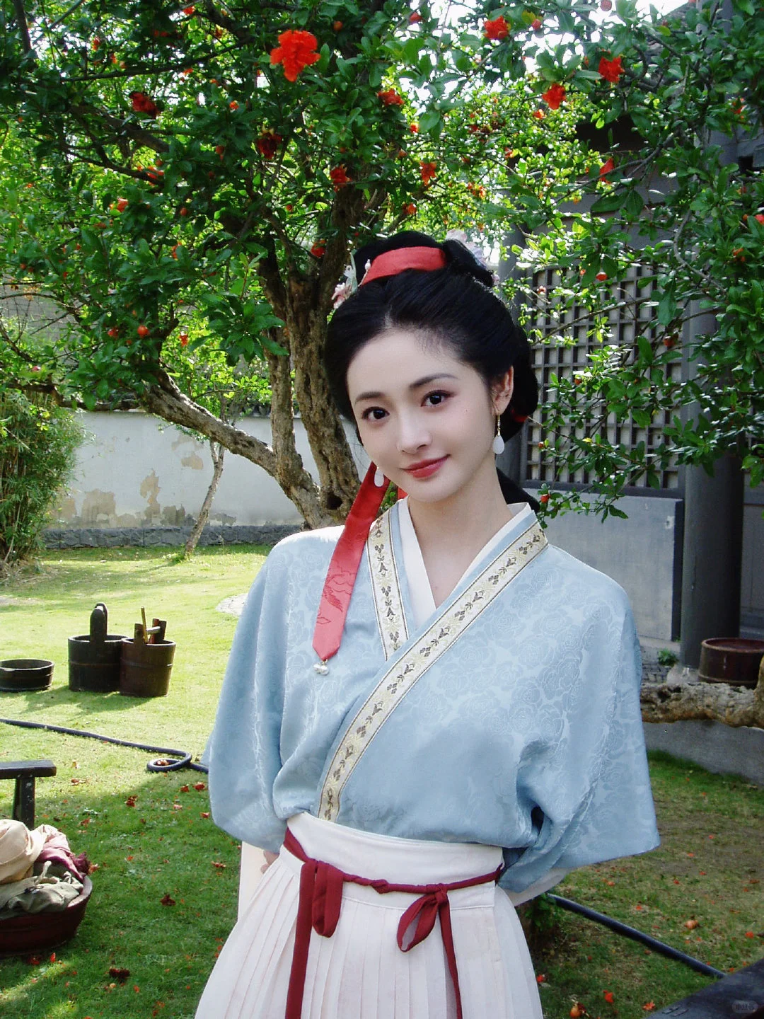 周洁琼▏古装和红色绝配！