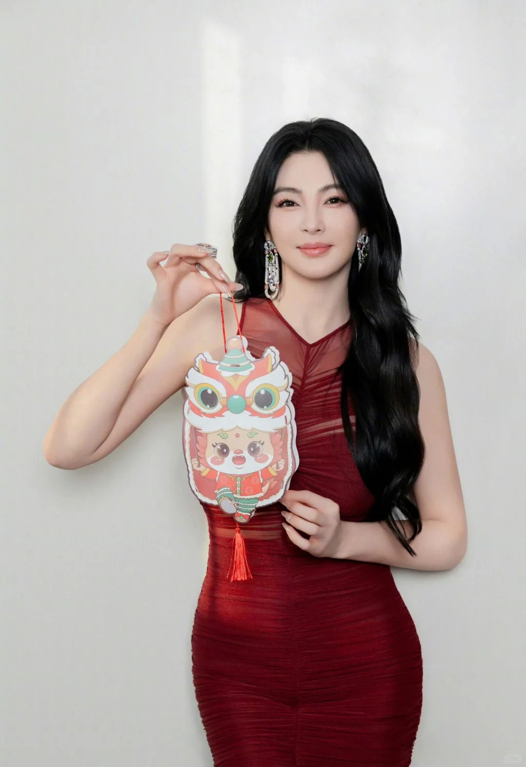 张雨绮元宵新物料，这几张完全可以当壁纸