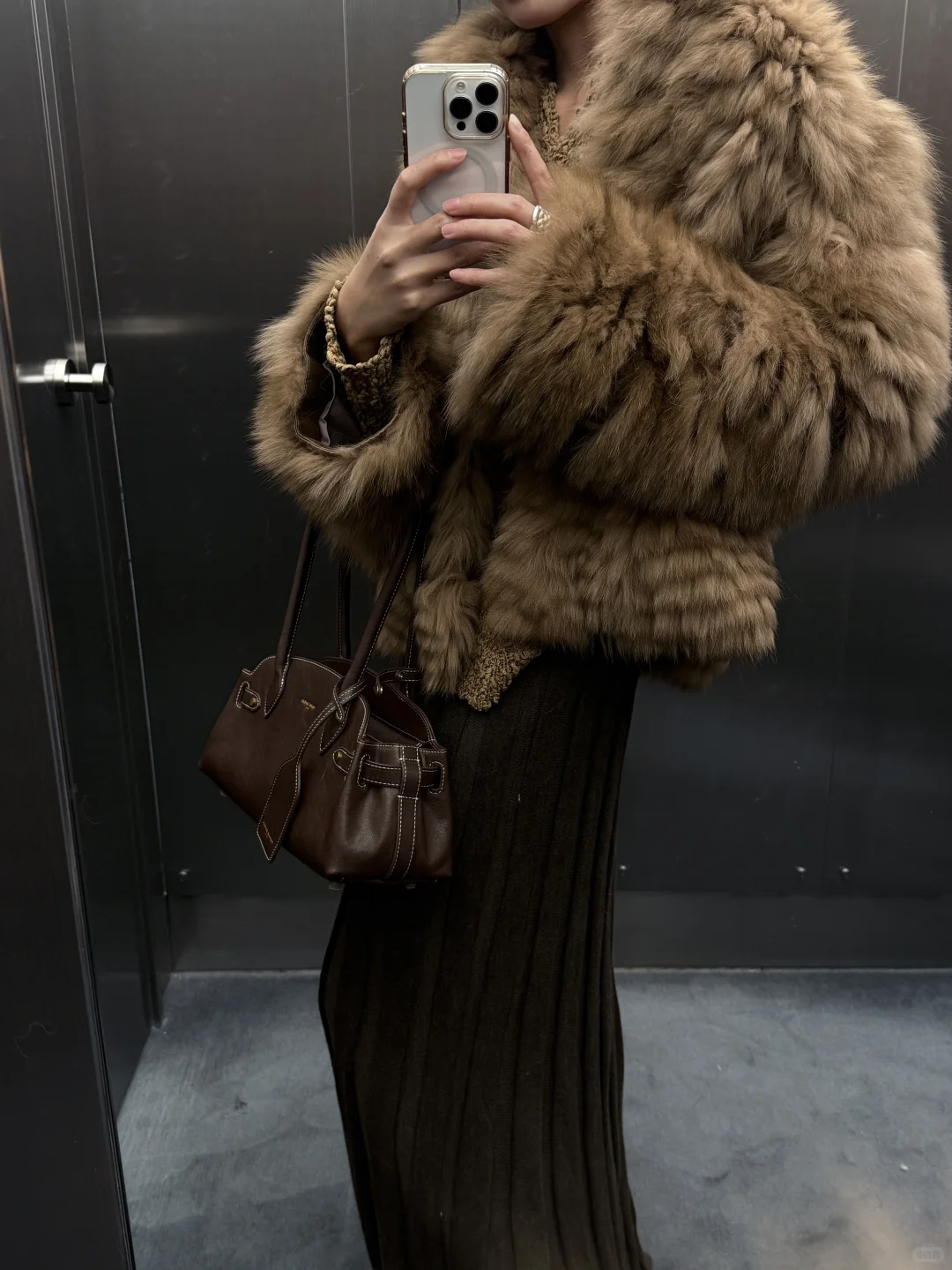 经济上行美学里的摩登女⏳♠️🟤