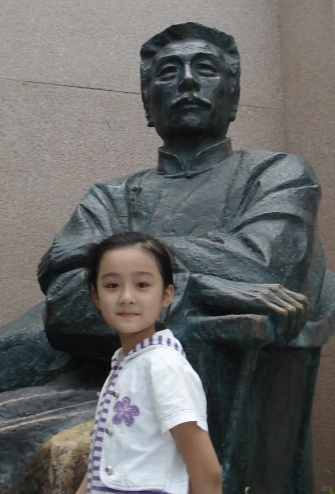 左滑看方圆脸长大