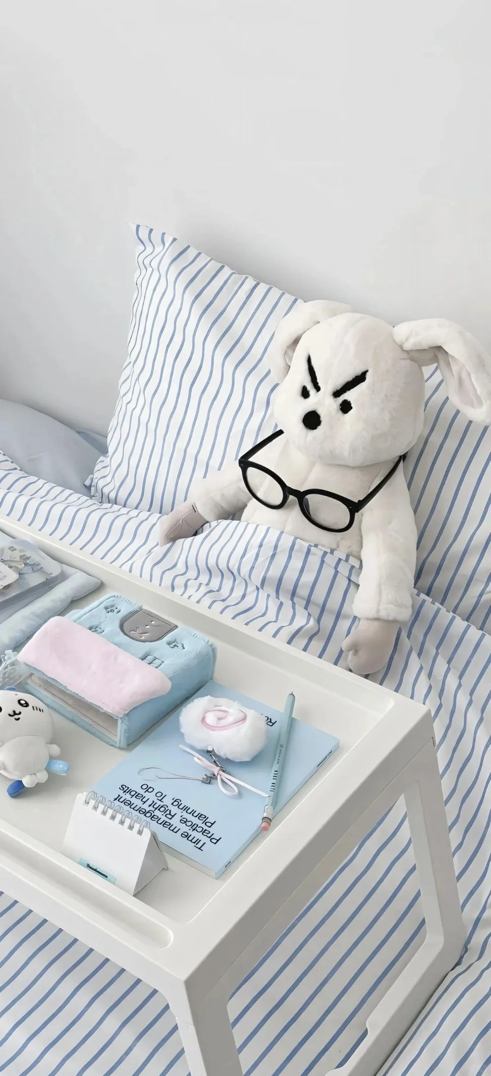 冶愈系蓝色手机壁纸