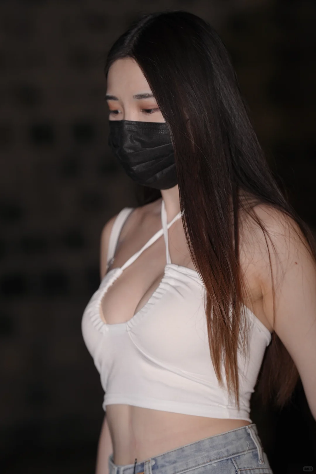 街拍美女——超级白腿