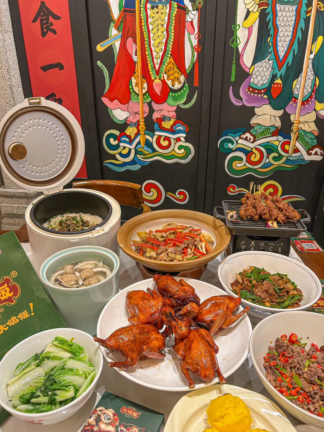 烟火气满满的怀旧餐厅！打卡好出片～