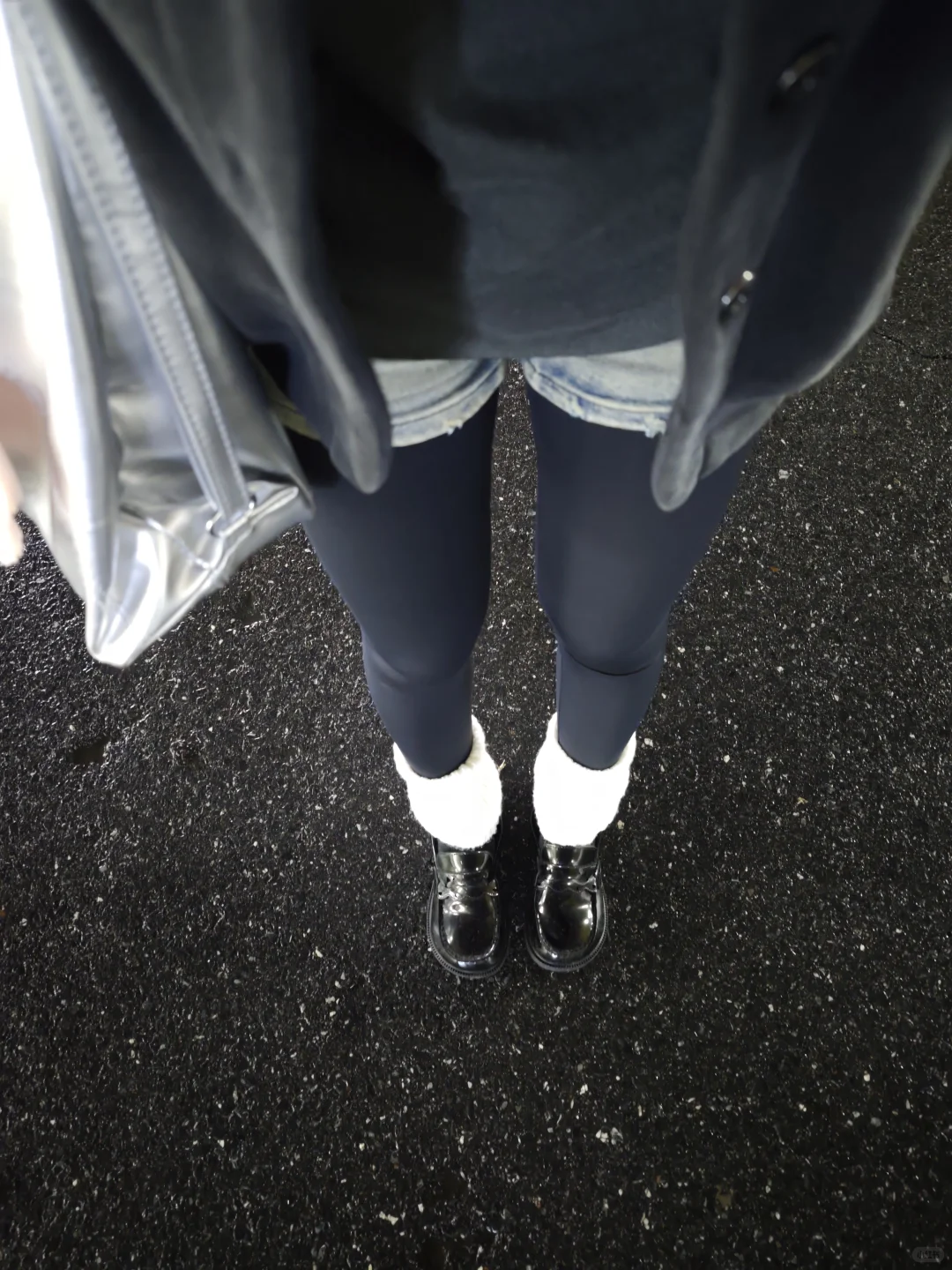 其实瑜伽裤可以当厚黑穿